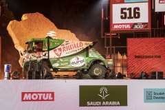 Riwald-Dakar-Team-516-1